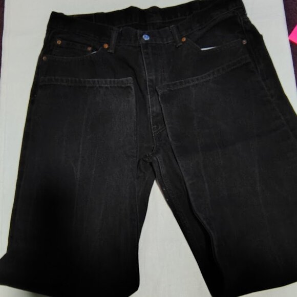 LEVI 38X34X9  550  BLACK BOOTCUT DENIM JEANS - Picture 2 of 4